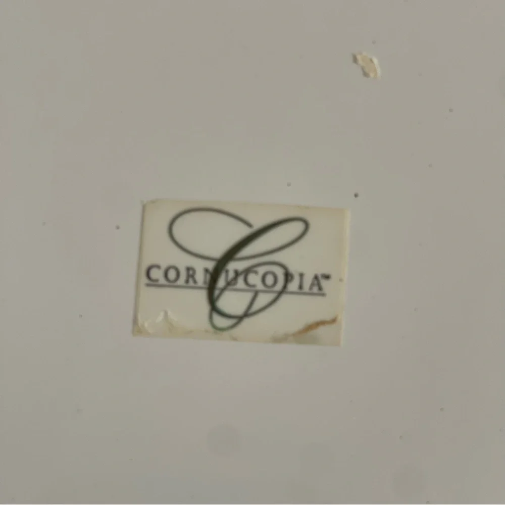 Cornucopia enamelware qt